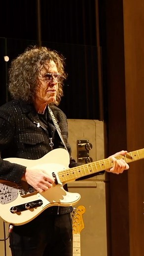 364K views · 6K reactions | Kenny Vaughan with a great demonstration of the 3bender telecaster! Full rig rundown over at Premier Guitar  | Country Guitar Players | Facebook