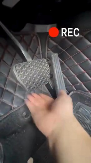 4.7K views · 292 reactions | ️ Never miss a detail! Our Mini Voice Recorder with voice activation, magnetic design, and one-click recording is your ultimate audio sidekick—grab it now and capture every moment clearly!  | Star loop | Facebook