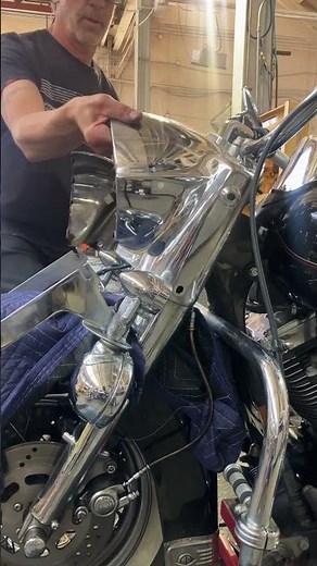 Headlight nacelle removal Harley Road King#roadking #charleycrocket