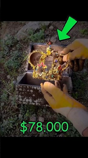 Forest Treasure Hunt – Alien Statue Found?! 👽🌲