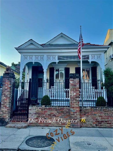 Most people think of Bourbon has a party street but it has an amazing residential area! This 2339 square foot single family home has 3 bedrooms and 3.0 bathrooms. Built in 1902 | The French Quarter Bee