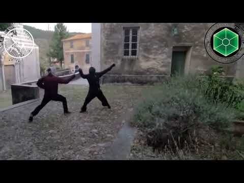 Sparring training with Side Sword