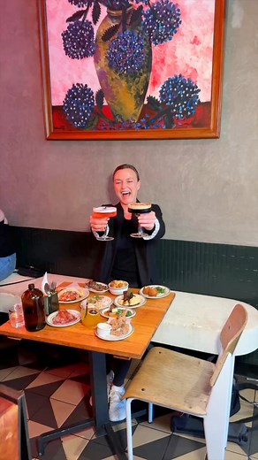 446K views · 2.4K reactions | This $9 restaurant needs to be on your bucket list. 襤 It’s called Graze & Glow in Dunedin and don’t miss their $9 cocktails  and desserts #dunedin #newzealand #grazeandglow | escape.video | Facebook