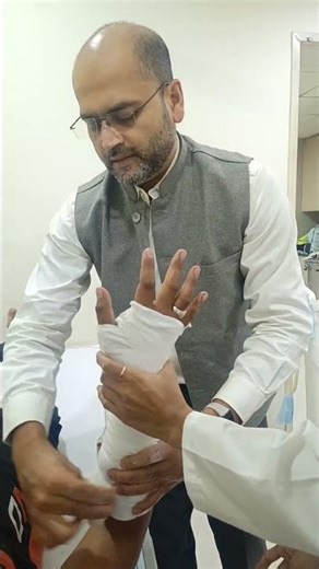 below elbow slab application for distal radius fracture #fracture #plaster #ortho