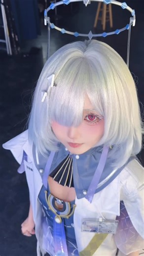 空雀Sora on Instagram: "What happens when you hold Mornye’s Halo 「Mornye」 @wuthering_waves • • • • • • #wuwa #wutheringwaves #鳴潮 #mornye #モーニエ"