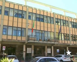 17 shares | Paternò: "dal 2014 non vengono erogate le borse di studio agli studenti meritevoli delle scuole dell'obbligo" | Video Star | Facebook