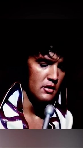 Videoclipuri postate de dory (@dory0345) cu You've Lost That Lovin' Feelin' (Opening Night) - Elvis Presley