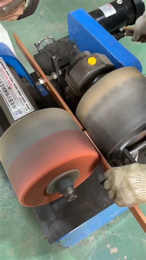 Small machine for grinding, polishing, and achieving a silky smooth finish Machinery Manufacturing