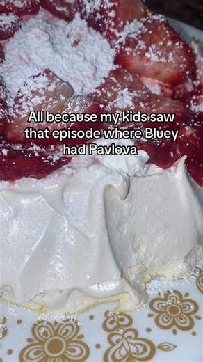 Making Australian Pavlova: A Mom's Baking Adventure