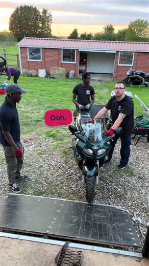 Got something extra large or heavy to move? 🚛 Don’t risk it — call the experts at UKMovers Storage & Shipping Ltd! 💪 We handle the big stuff safely, quickly, and professionally. ✅ Homes | ✅ Offices | ✅ Heavy Equipment 📞 Call today and let the pros do the lifting! #UKMovers #MovingExperts #HeavyLifting #ProfessionalService