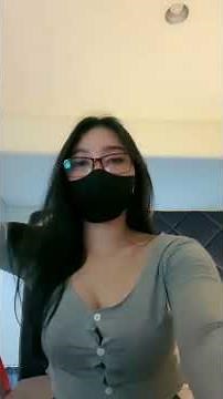 Mango Live Julia full dikomentar