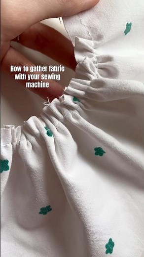 How to gather fabric with your sewing machine. How to make ruffles for beginners! Sewing hack