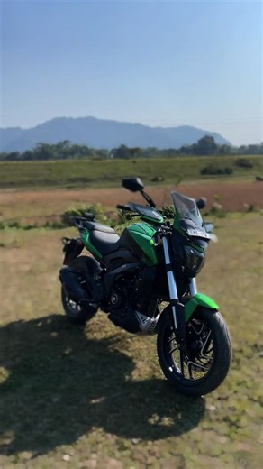 ᗪᗝᗰᎥ 400 on Instagram: "Bare aye mujhe spane wle…!!😂 mera name domii hai …..😂❤️‍🩹…. . . . #virelpost #virel #dominar400ðÿ #domii #virelsong"