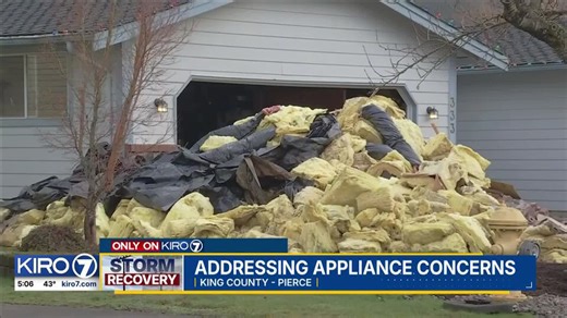 Video: Flood victims dealing with cleanup