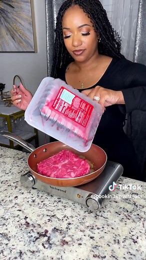 Delicious Philly Cheesesteak Sliders Recipe for a Special Treat