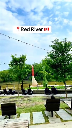 Golden Hour by the Red River 🌅 🇨🇦 #travel #redriver #canada #manitoba #winnipeg #shorts