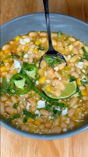 Creamy White Bean Chili 🤍 One-Pot Comfort