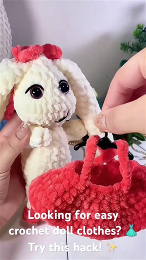 Crochet amigurumi doll tutorial: Easy crochet doll clothes! 👗✨ #shorts #crochetdolls #crochet
