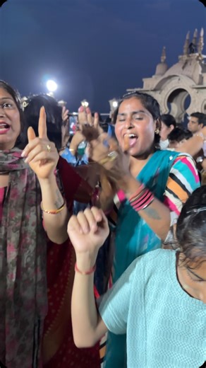 divya on Instagram: "Radha raani मंदिर में barsane"