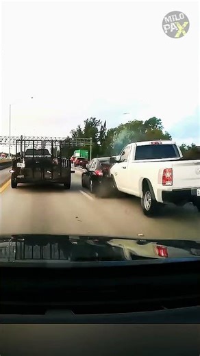 Why Are Sudden Lane Changes So Deadly? 🚗💥