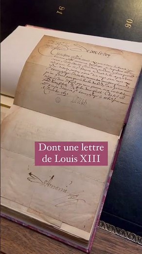 Bibliothèque de l'Hôtel de Ville de Paris : découvrez son univers magique !