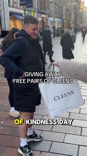To celebrate Random Acts of Kindess Day, we rang our most loyal customers to gift them a FREE pair of Cleens 😮‍💨😎 #randomactaofkindness #trainersformen #mensshoes #giveaway #CLEENS