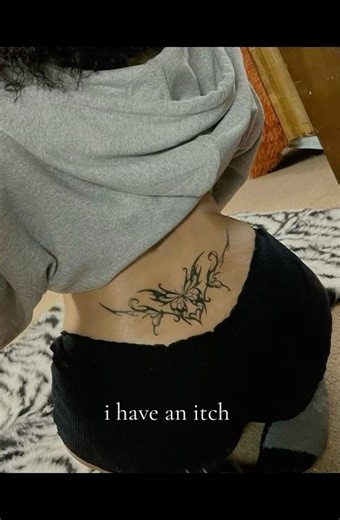 tramp stamp are so pretty | #trampstamp #viralvideo #foryoupage #ihaveanitch
