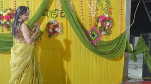 1.4M views · 44K reactions | Dahliz Paar kara de . . . . . . .#weddingdance #wedding #dance #weddingday #bride #firstdance #weddinginspiration #weddingphotography #weddingdress #sangeetdance #love #weddingchoreography #weddings #indianwedding #dancer #weddingseason #sangeet #weddingideas #groom #bridetobe #weddingplanner #bollywooddance #weddingdj #sangeetnight #weddingdancer #choreography #like #couplegoals #weddingdances #weddingphotographer | Tirupati Studio | Facebook