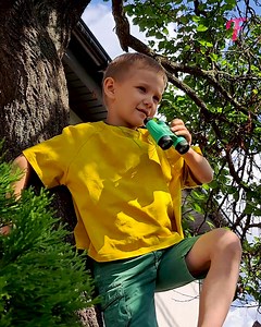 1.9M views · 10K reactions | Boy's selfless act brings tears to a homeless man's eyes. | Tips & Tricks | Facebook