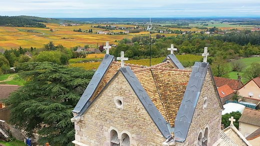 167K views · 259 reactions | Suivez Les Coflocs à la découverte de la Saône-et-Loire et du Chalonnais de manière ludique et intuitive grâce à l'appli web #Route71 Bourgogne du Sud.  Retrouvez leur road trip en détail ici ➡️ bit.ly/2MqnhtJ | Saône et Loire Tourisme | Facebook