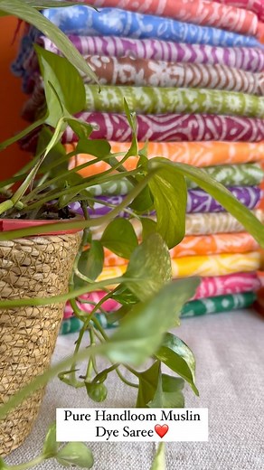 468 reactions · 22 shares | Presenting your most favourite "Muslin Dye" saree in new shades. Handloom woven muslin , hand dyed. Including running blouse piece. . . . . . . . . #purnaggini #nrewlaunch #muslin #muslinsilk #saree #bangladesh #handloom #reels #sareelove #bangali #eidshopping | পূর্ণাঙ্গীনি - purnanggini | Facebook