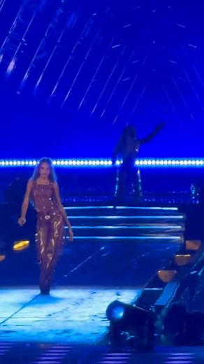 THE COWBOY CARTER TOUR on Instagram: "Blue Ivy performing the Deja Vu Dance Break during the 2nd Night of the Cowboy Carter Tour in London 鸞⭐️ : @katyi09 . #CowboyCarterTour #CCT #RodeoChitlinCircuit #Beyonce #QueenBey #Beyhive #London #UnitedKingdom #TottenhamHotspurStadium"