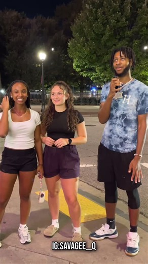 Can someone please tell me what 8 8x8 is? • • • DROP THE ANSWER IN THE COMMENTS ↗️ • • #math #brainteaser #mathematics #streetinterview | Savagee Que