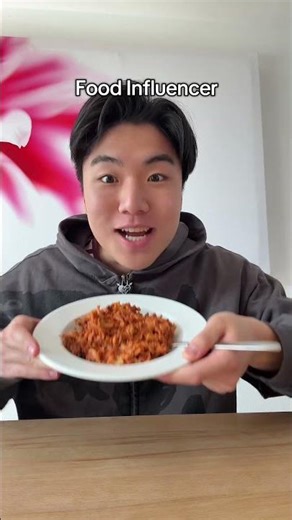Wie Influencer essen #essen #lustig #ironie #korean