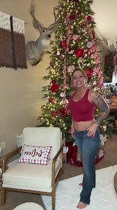 Nebraska charm at its finest😉 Merry Christmas!🎄🎅🏻 #midwest #merrychristmas #singlemom #nebraska #nfl #ufc | Lisa Midwest Mom