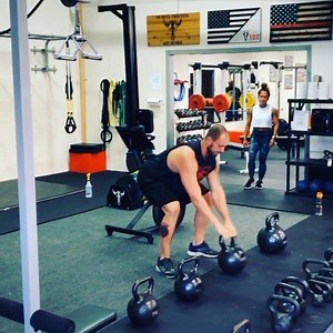 Wanted to Swing the BEAST today... — A little ugly....But not for long! — New Goal: 10 Clean KB Swings w the 200 Pound BEAST! — 5:30pm Class Tonight 💅🏻 — #TeamNoBull #Power #Swings #200LB #KettleBellSwings #NoBull | No Bull Training