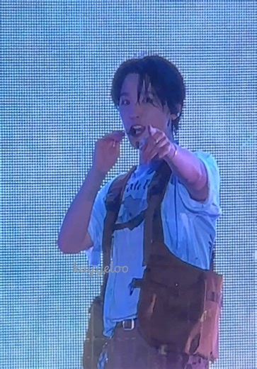 Seventeen Fans Anticipate Dino's March 21 Snap Shoot