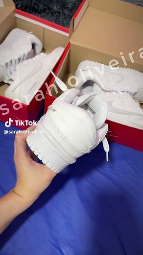 Nike Twist 🫡 #nike #nikes #nikesb #nikedunk #nikedunklow #nikesdunks #nikesneakers #shoes #sneakers #fy #fyp #foryoupage #dunk #dunklows #dunksb #dunkshoes #dunksblow #dunkslows #dunklowpanda #dunk #reels #tiktokviral #girls #moda #tendencia #modafeminina