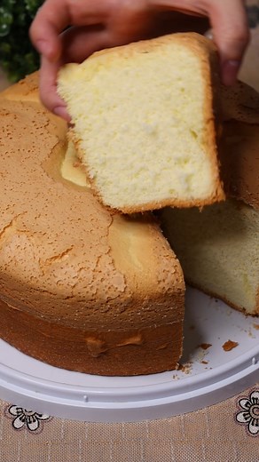 1.2M views · 7.4K reactions | olha esse Bolo Brevidade com Maizena super fofinho (sem farinha de trigo)... Ver mais | MM Receitas | Facebook