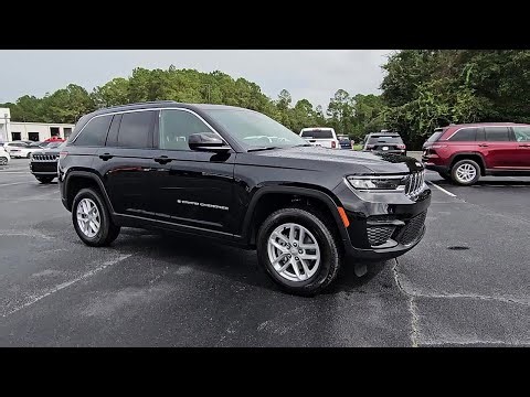 NEW 2025 JEEP GRAND CHEROKEE Laredo X at Liberty CDJ (NEW) #12353203
