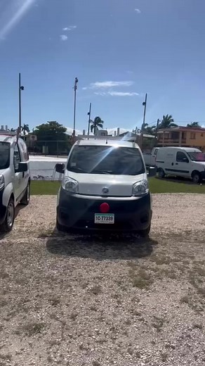 10K views · 36 reactions | Look out for the Digi Christmas Motorcade ✨ Starts at 3:30 and will be heading all over Belize City! Be sure to snap a picture and tag @digibelize  #digi #livefifree #lovetheexperience #digichristmas #ournationaltelecom | Digi Belize | Facebook