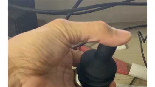 esp32 开发小白 米思齐 ads1115成功读取摇杆两个数值 非常感谢您们的提供知识分享参考学习！