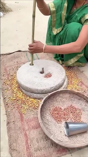 Traditional Grain Grinding | How a Hand Millstone Turns Grain into Flour