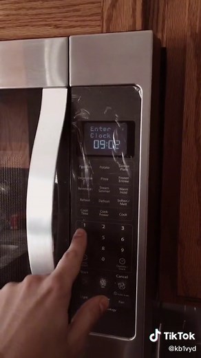 Resetting Whirlpool Microwave Clock for Daylight Savings | Tips & Tricks