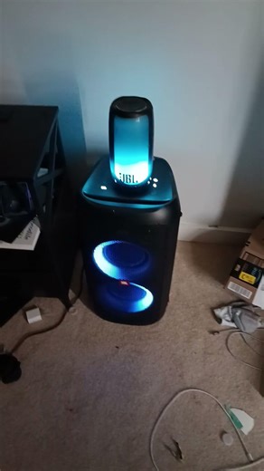 JBL Pulse 5 and JBL party box 100