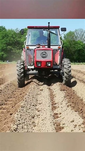 This Tractor Would Look Tiny in the USA