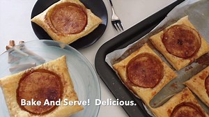 This delicious Apple Tart is made with only 5 ingredients, a simple, fast and easy dessert. Add a scoop of ice cream and a drizzle of caramel sauce. Perfect! GET THE RECIPE: http://anitalianinmykitchen.com/apple-puff-pastry-squares/ | An Italian in my kitchen