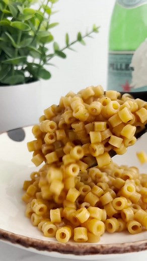 One Pot Mbakbaka Recipe: Spicy Libyan Pasta in One Pot