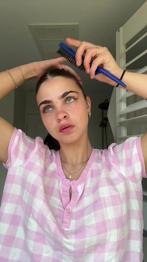 Get a Slick Back Hairstyle Today!