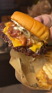 4.7M views · 46K reactions | The THINNEST burger patty of all time!  Cowy Burger was so crispy and delish that it WON Food Network South Beach Wine & Food Festival's Burger Bash this year!   #SOBEWFF | Food Network | Facebook